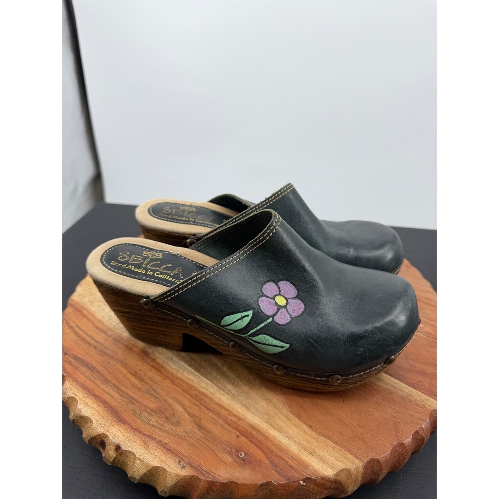 Sbicca Dagny Hand Painted Flower Clogs Women 8 Black Leather Wooden Wedge Mules